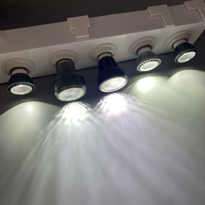 Full Spectrum LED UVB Reptile Light For Bearded Dragons Uva Uvb Light Bulbs Reptiles 60Hz