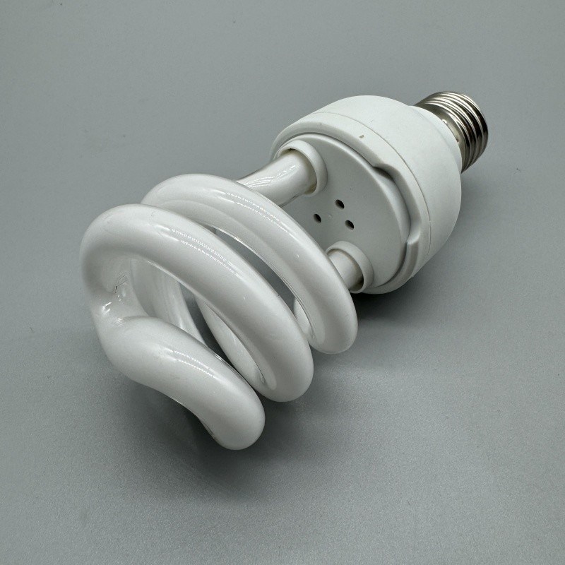5.0 220V 110V CFL UVB Light UVA UVB Light For Reptiles Energy Saving