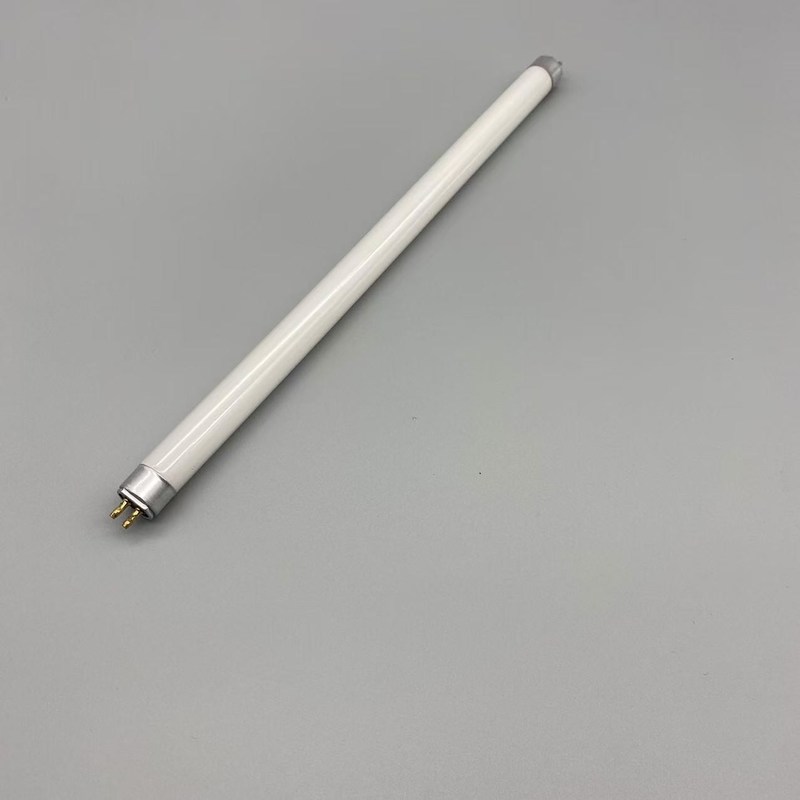 Lizard T5 HO Reptisun 10.0 Uvb Tube 22 Inch 24 Watt Reptile UVB Tube 120 Volts